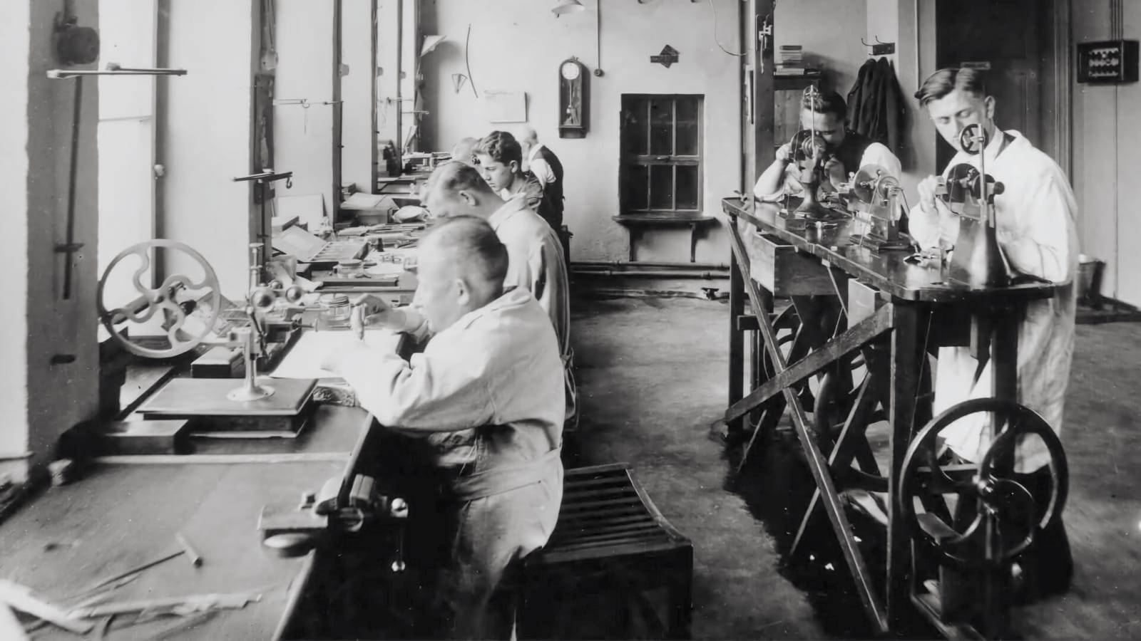 Old photo of watchmakers in Glashütte