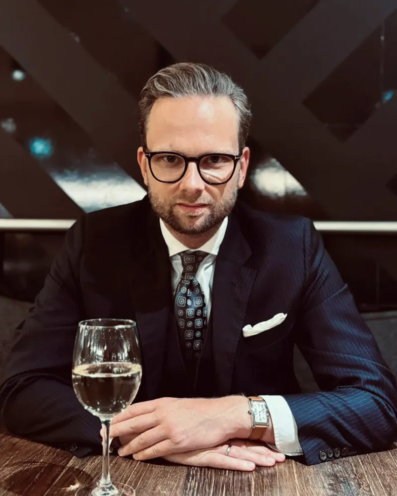 Cartier Tank Americaine (Reference 1736)