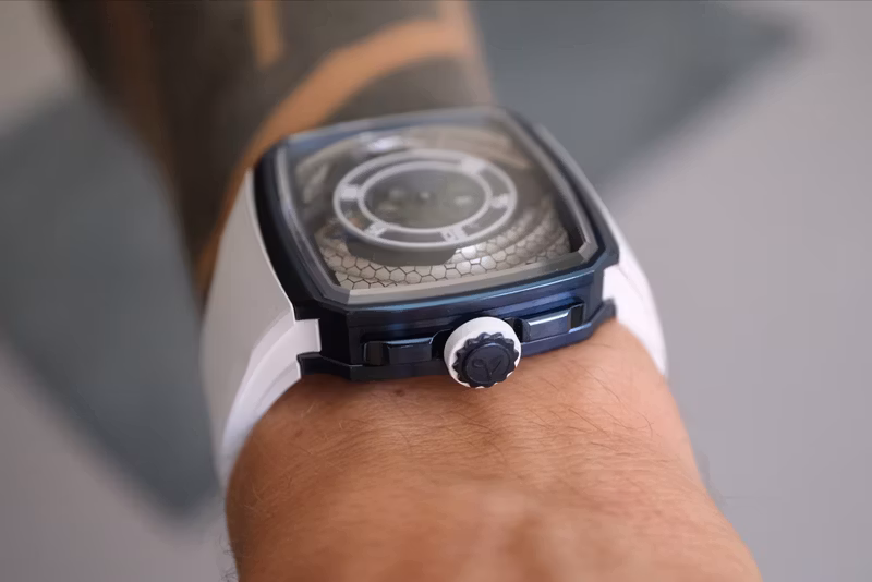 Hautlence Vagabonde Tourbillon Series 3, movement caliber D30