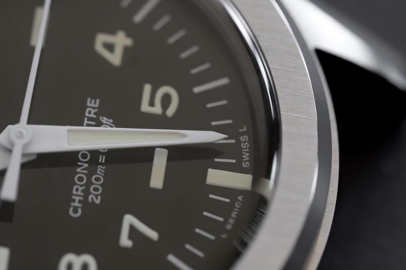 Dial close-up of the Serica 6190 Field Chronometer