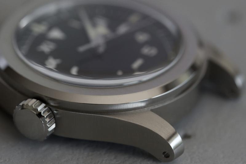Lugs close-up of the Serica 4512 Field Chronometer