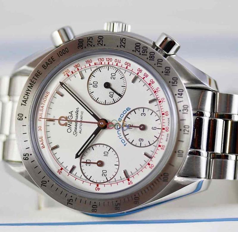 Limited Edition of 2006 pieces for the Olympic Games in Torino. Steel case and steel tachymètre bezel. Red pulsometer printed on the dial (enables you to measure a pulse). White dial with applied indices. “Torino 2006